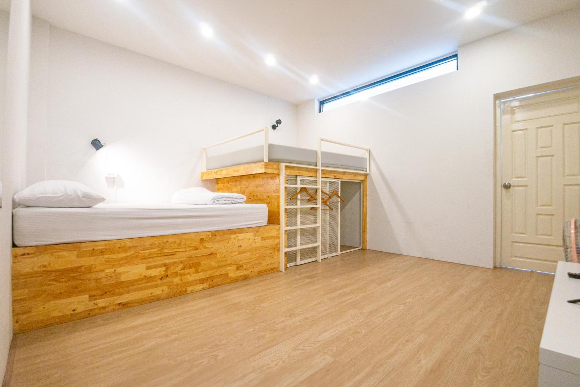 Paknap Hostel Nan Eksteriør bilde