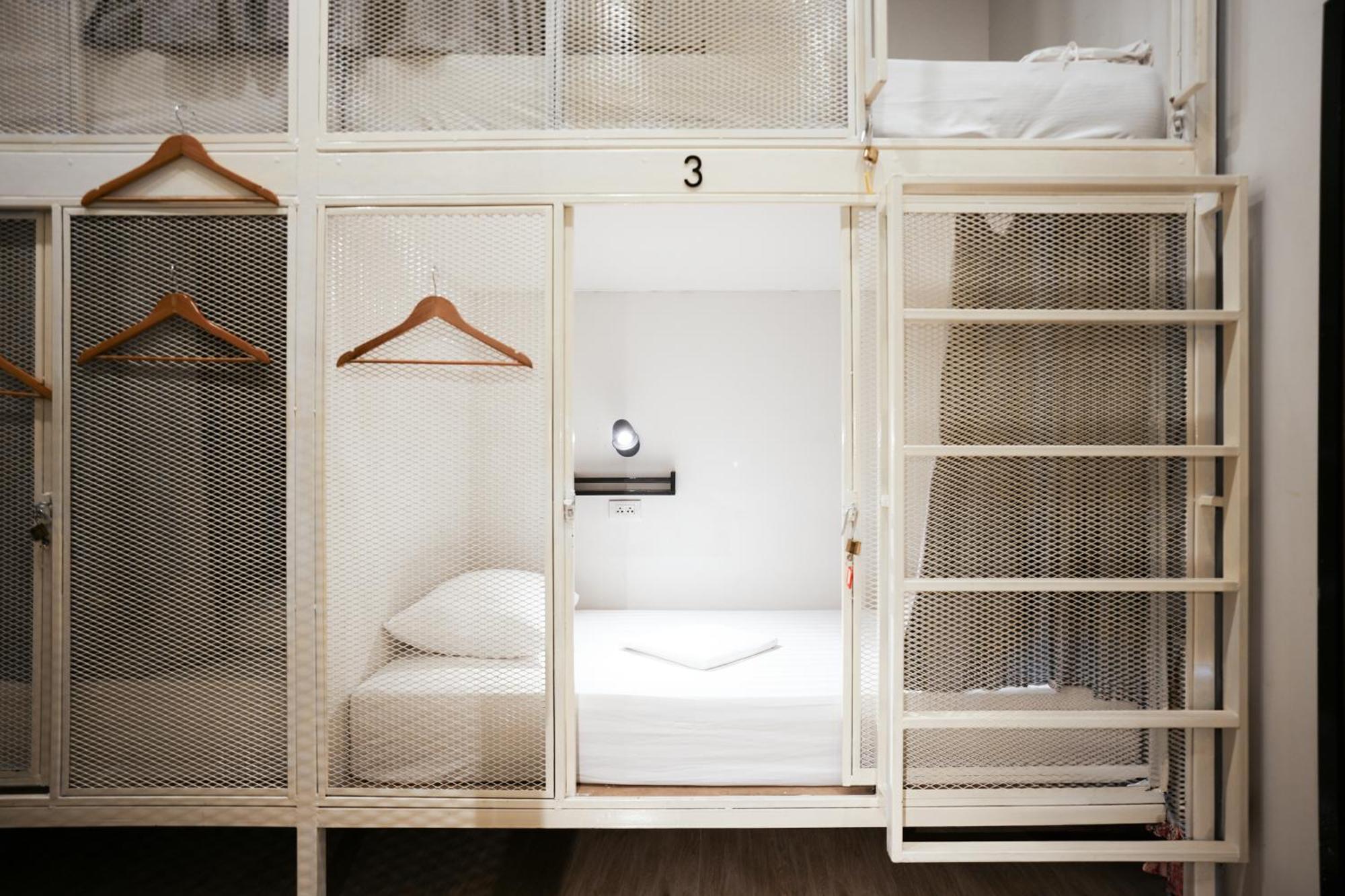 Paknap Hostel Nan Eksteriør bilde